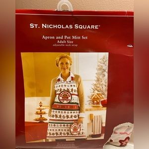 Grandma’s Kitchen Christmas Apron and Pot Holder